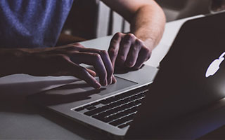 99tk澳门相关骗局复盘：他们最爱利用的心理是沉没成本：别被‘限时’催促